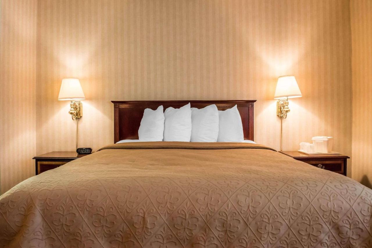  | Quality Inn Pittsburgh Airport