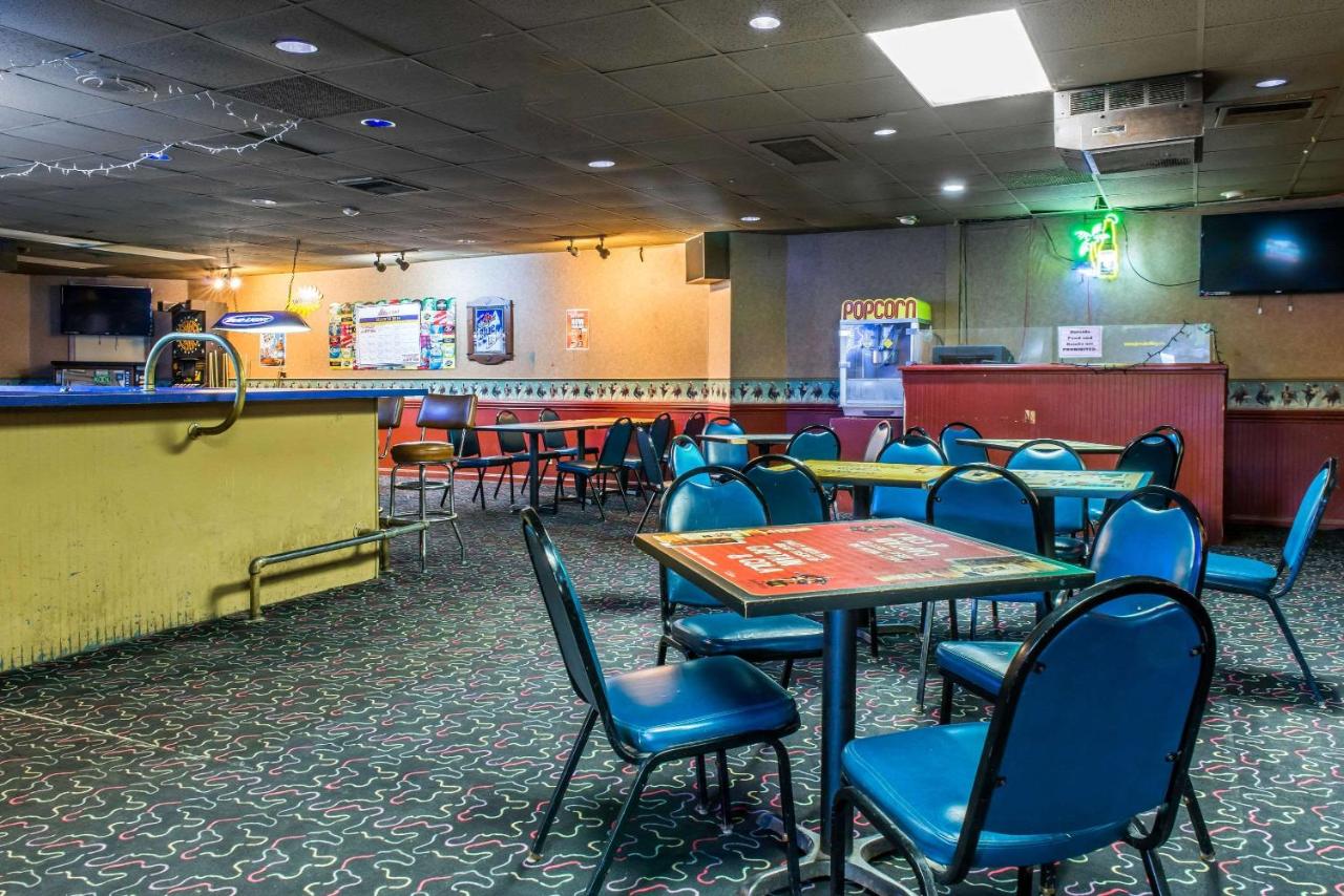 | Quality Inn & Suites Fairview