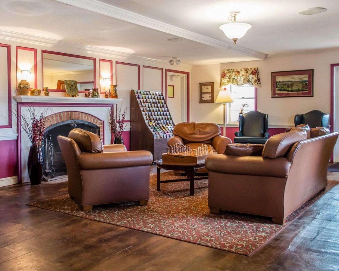  | Clarion Inn Strasburg - Lancaster