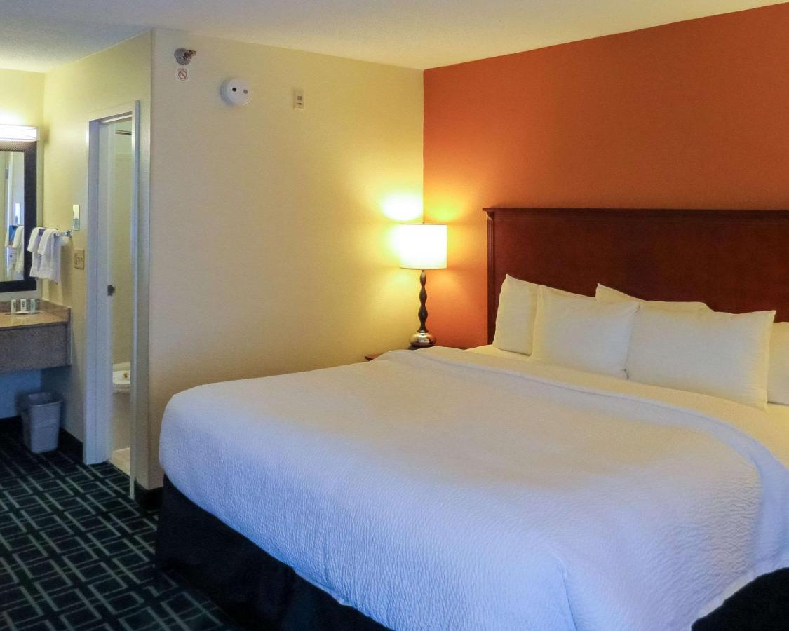 | Quality Inn Cranberry Township