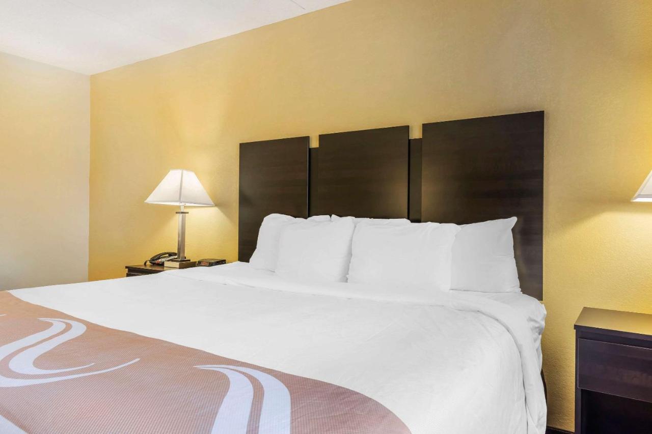 | Quality Inn & Suites Harmarville