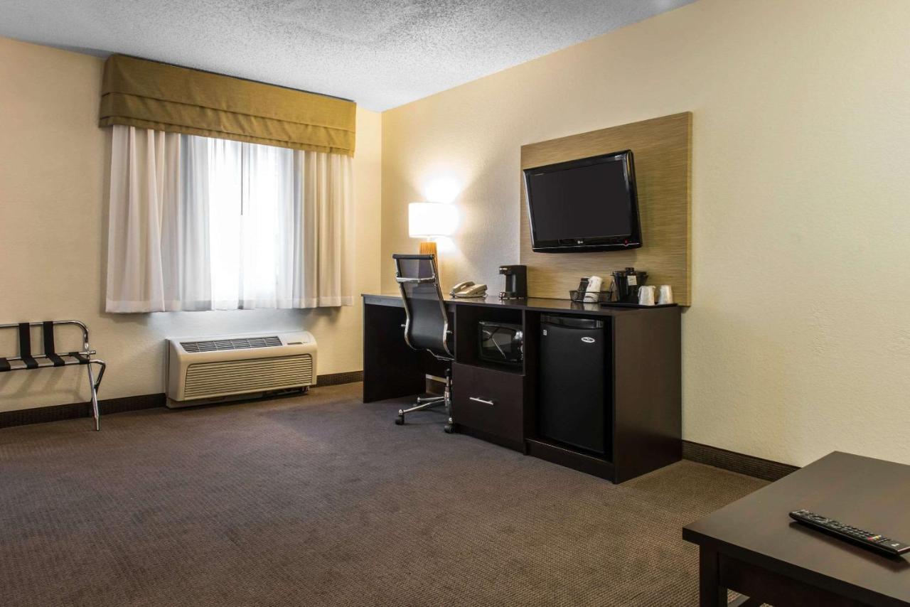 | Sleep Inn & Suites Pittsburgh