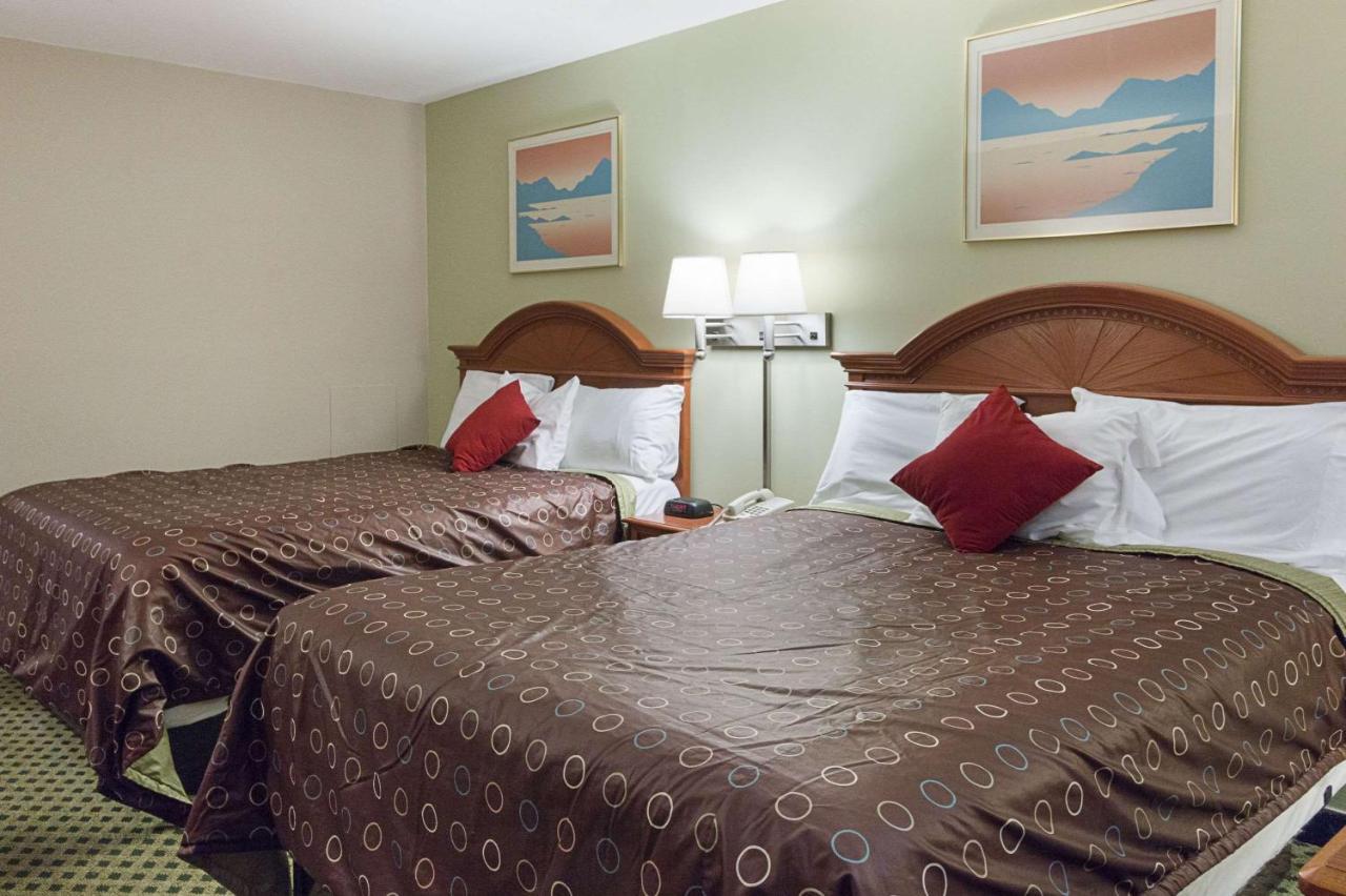 | Rodeway Inn Milford - I-84