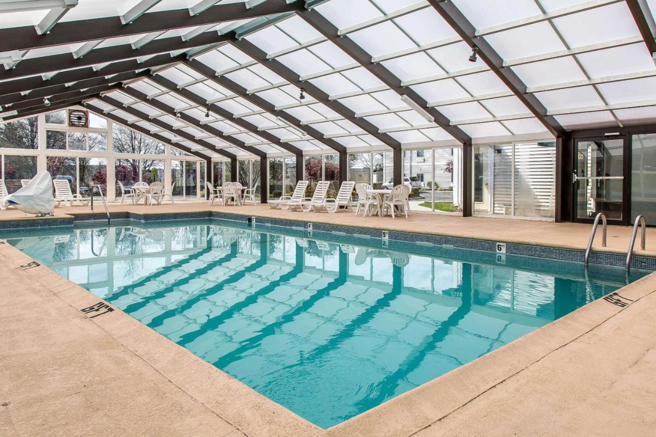 | Quality Inn and Suites Newport - Middletown
