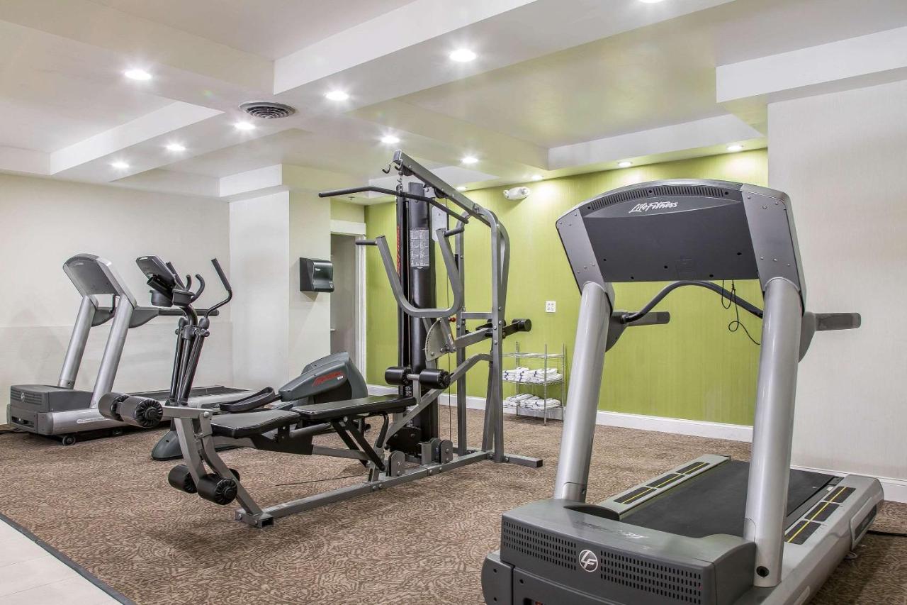 | Quality Inn and Suites Newport - Middletown