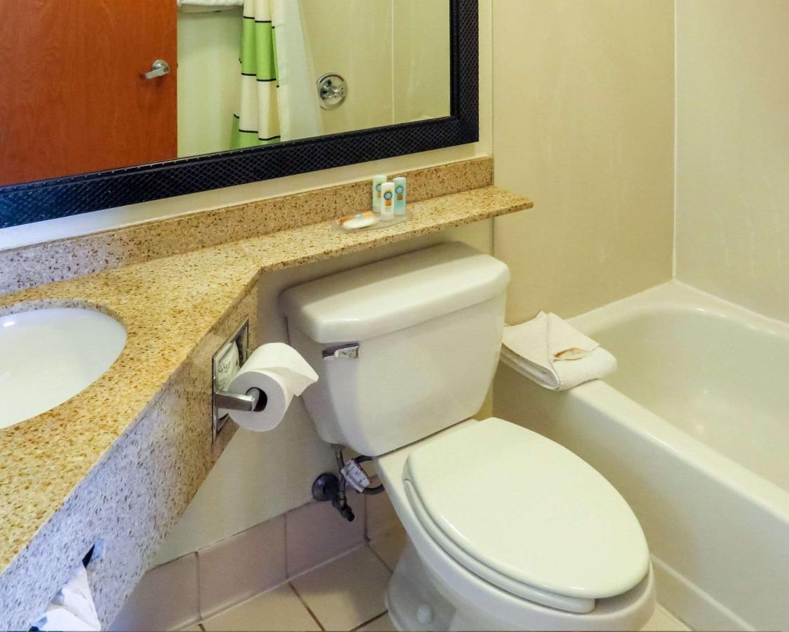 | Quality Inn Cranberry Township