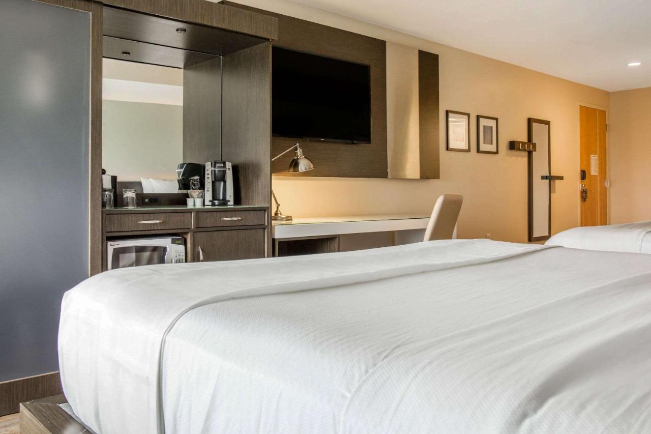 King Room with Two King Beds - Non-Smoking at Wyndham Newport Hotel