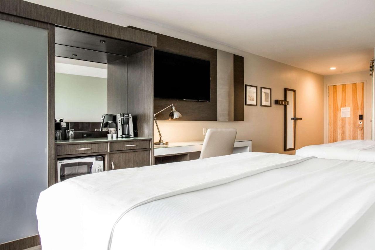 King Room with Two King Beds - Non-Smoking at Wyndham Newport Hotel