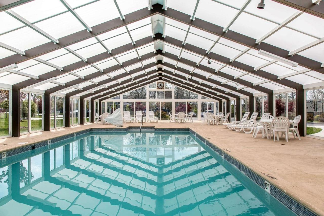 | Quality Inn and Suites Newport - Middletown