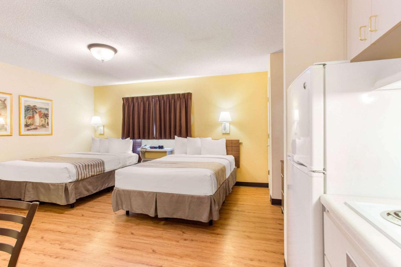 Deluxe Quadruple Room - Non-Smoking at Studio 6 Extended Stay - Myrtle Beach, SC