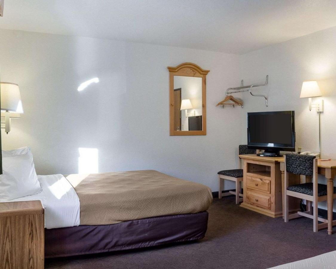  | Royal Inn Keystone