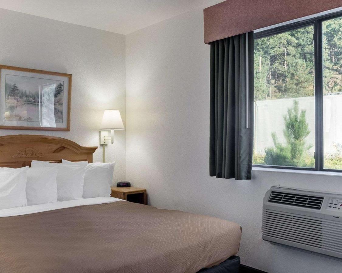  | Royal Inn Keystone