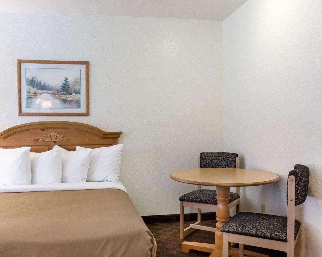  | Royal Inn Keystone