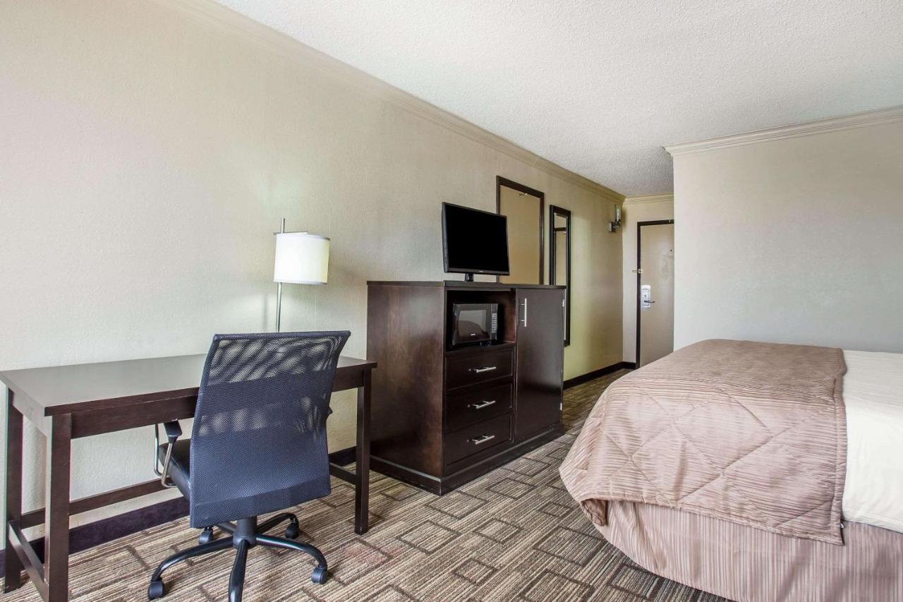 King Room - Non-Smoking at Clarion Hotel Fort Mill Near Amusement Park
