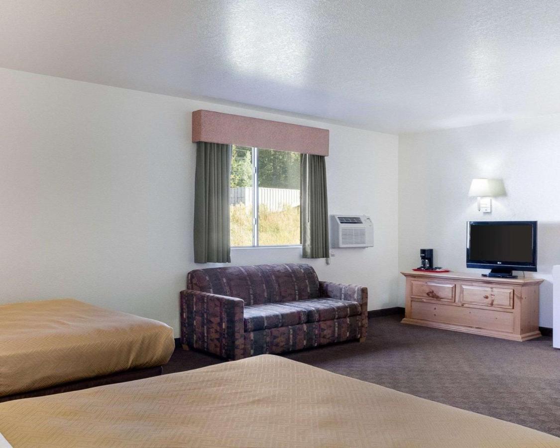  | Royal Inn Keystone