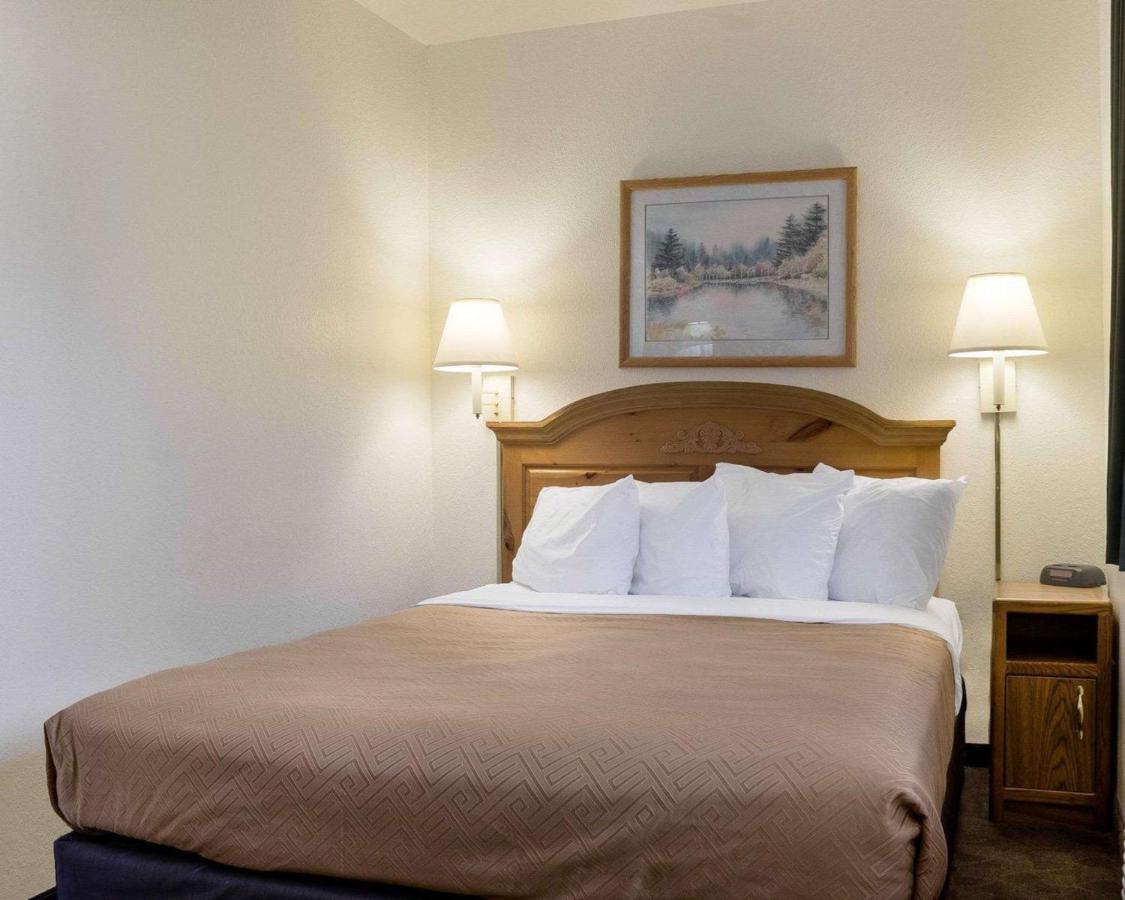  | Royal Inn Keystone