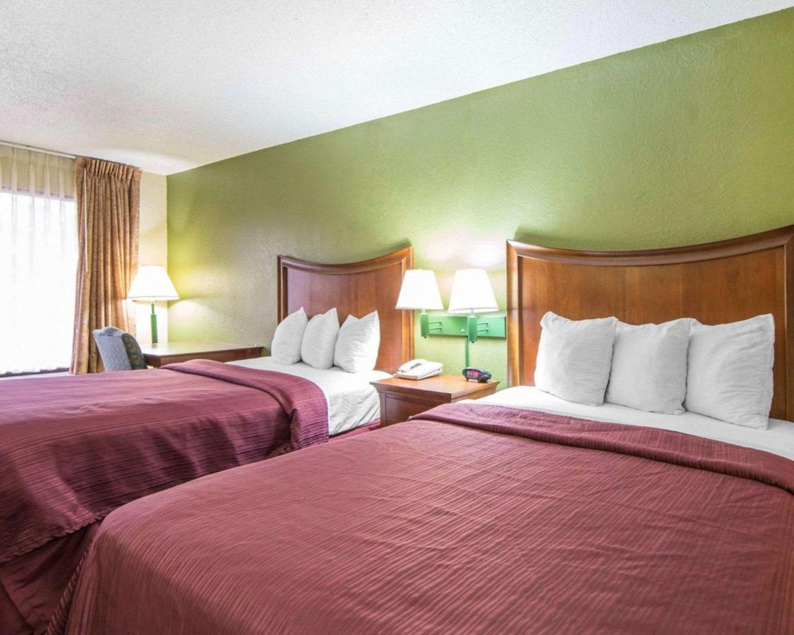Double Room with Two Double Beds - Non-Smoking at Quality Inn Merchants Drive