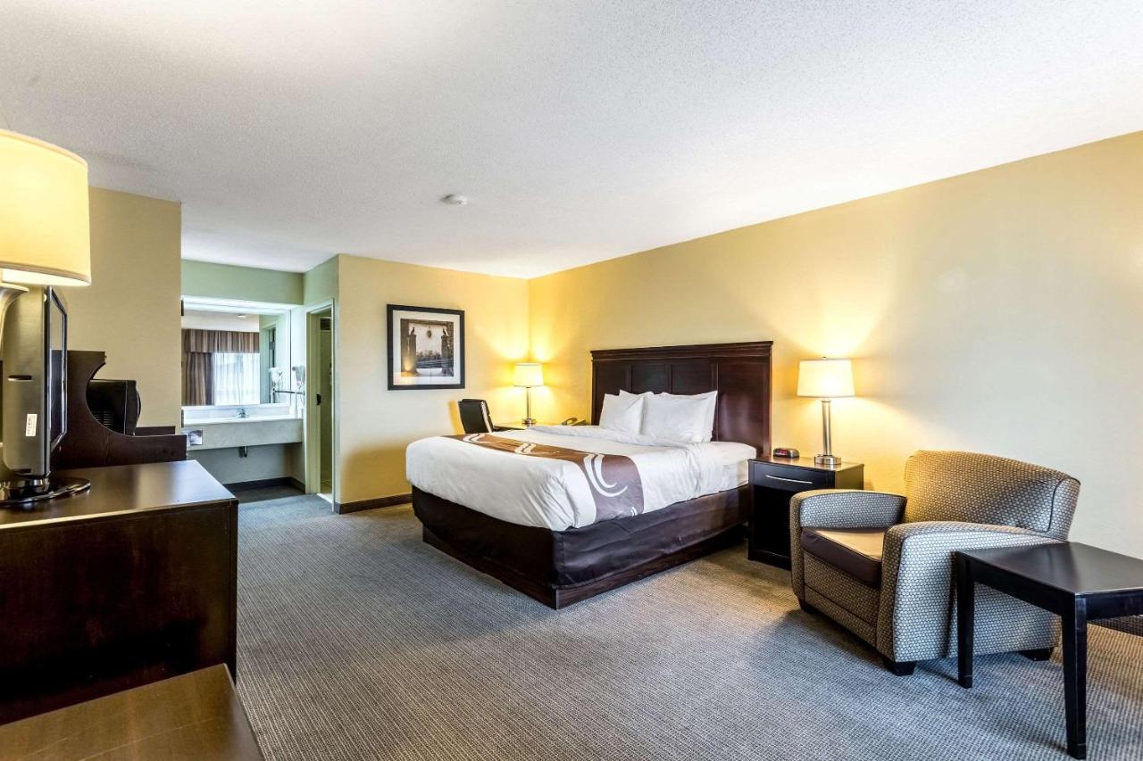 King Room - Non-Smoking at Quality Inn Union City US 51