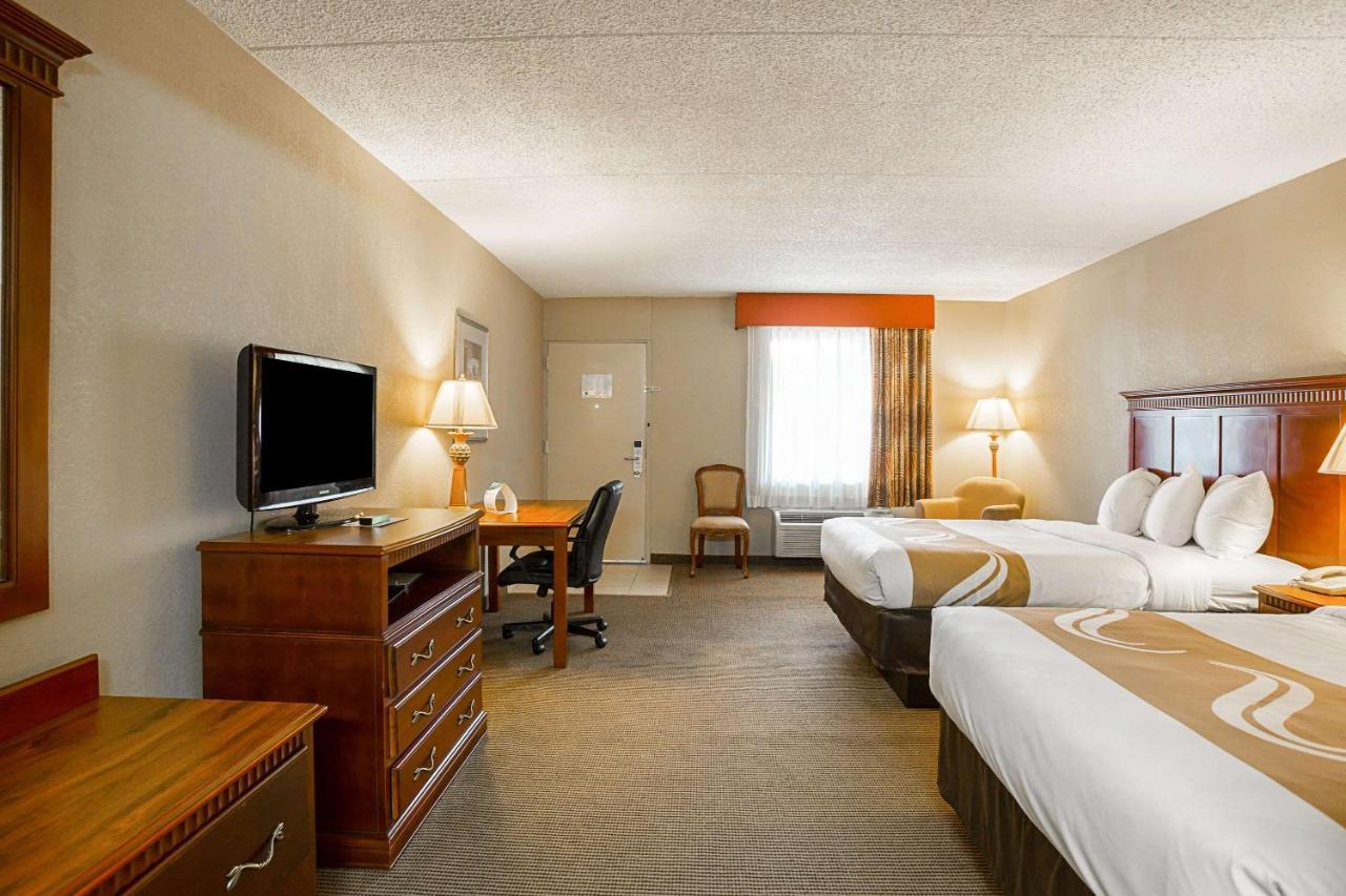 | Quality Inn Hurricane Mills