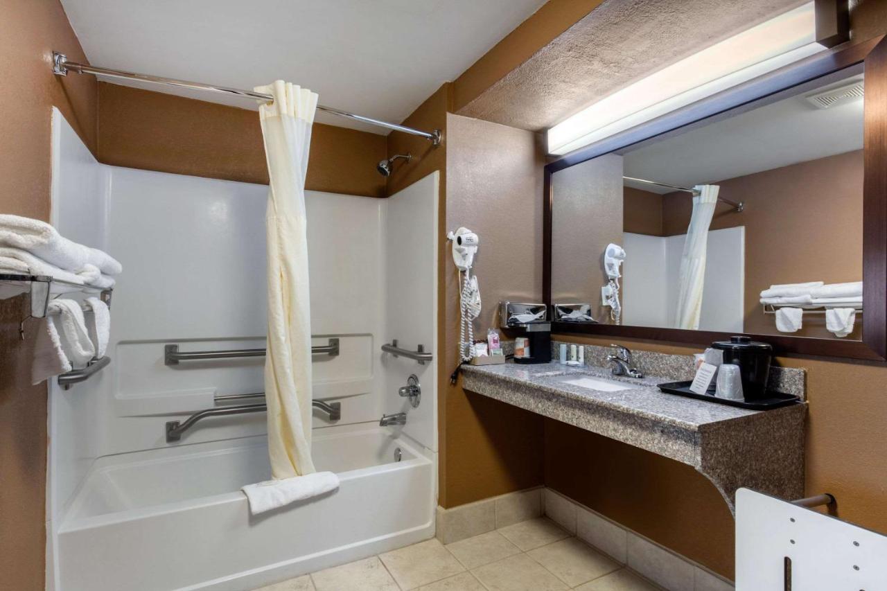 | Quality Inn Kingston Springs