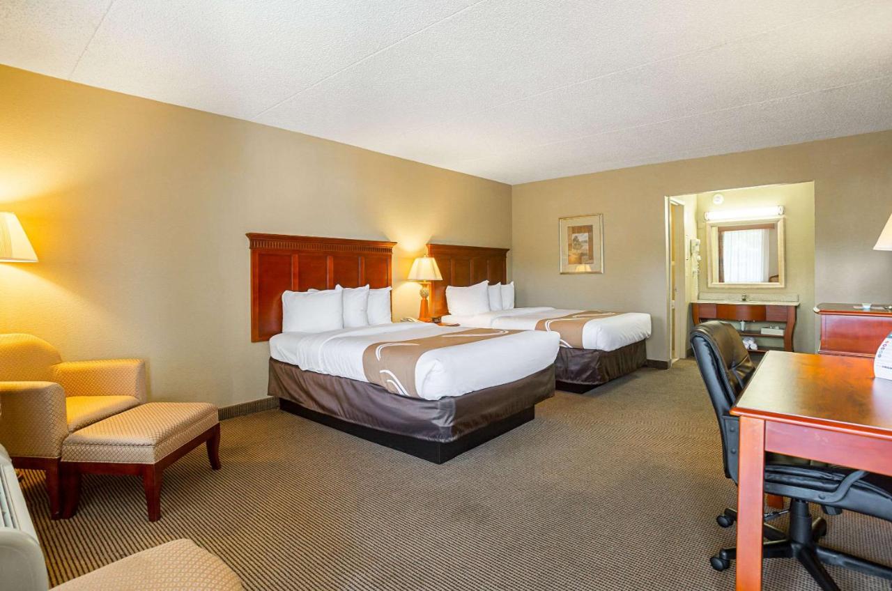 | Quality Inn Hurricane Mills