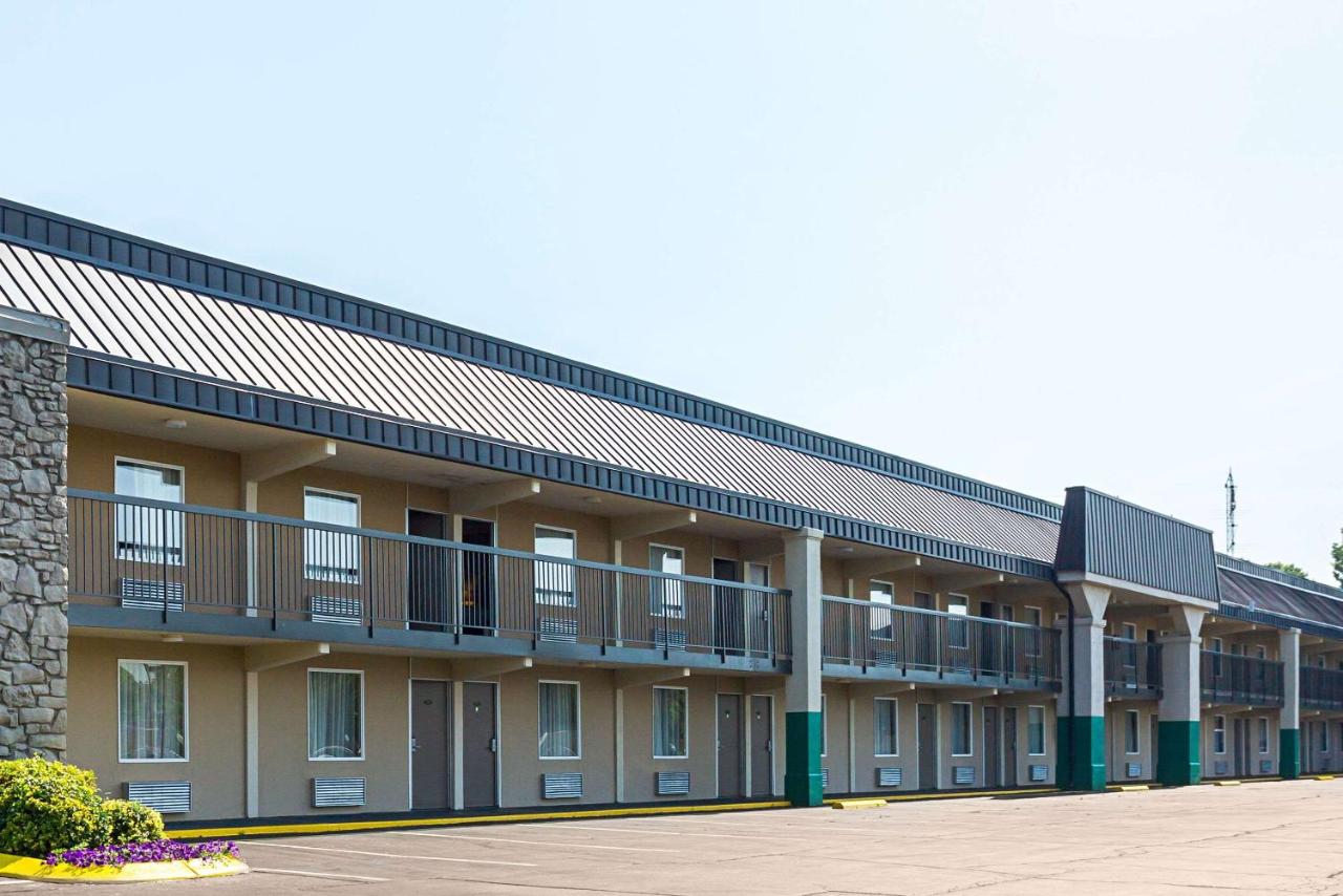 | Quality Inn Hurricane Mills