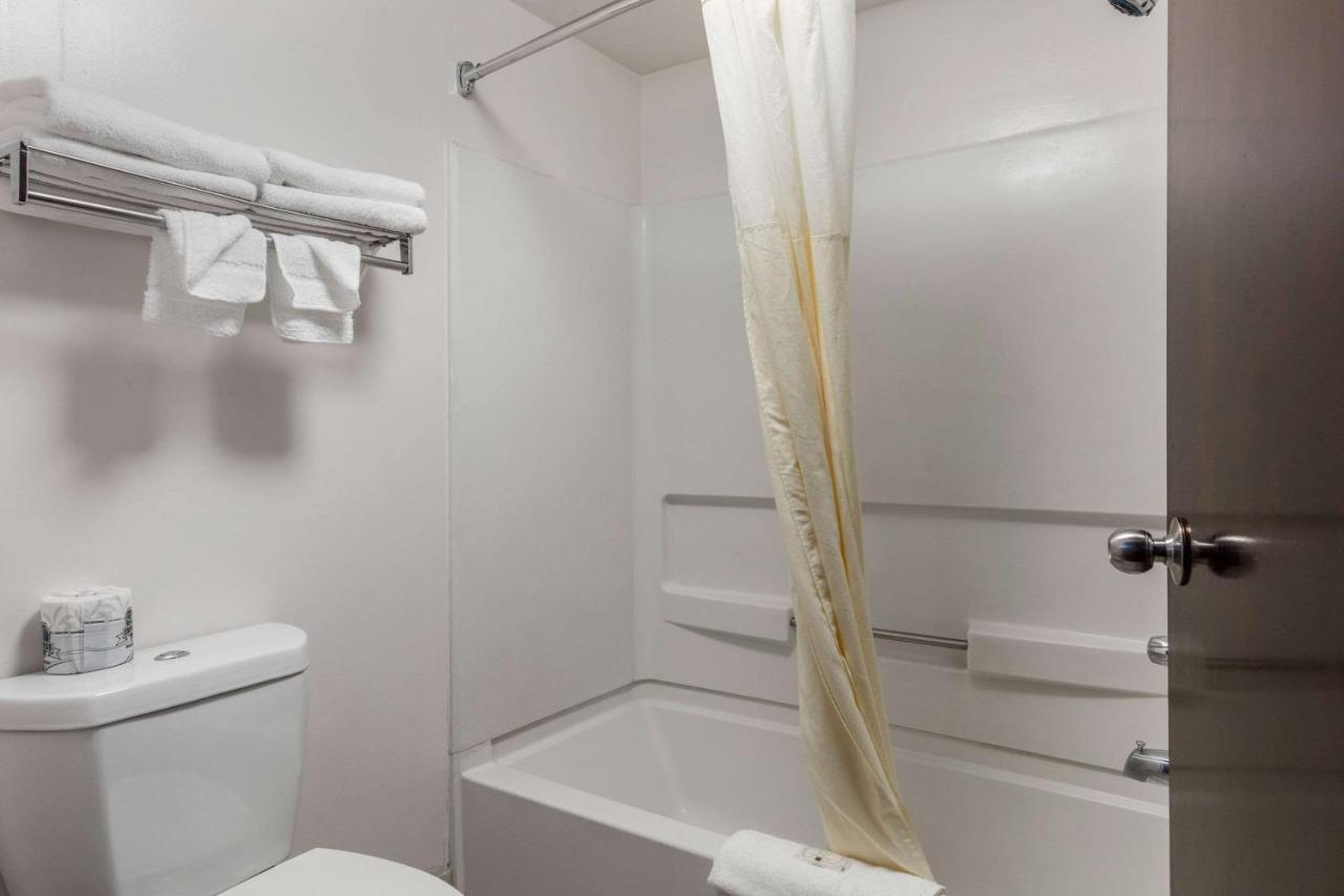 | Quality Inn Kingston Springs