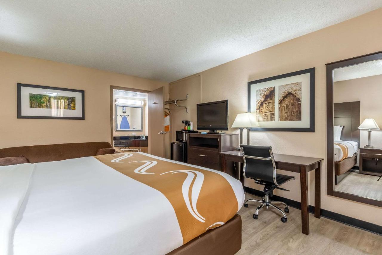 Standard King Room - Non-Smoking at Quality Inn Pasadena - Houston East