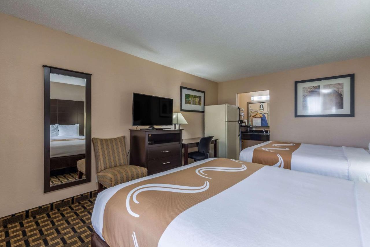 Standard Queen Room with Two Queen Beds - Non-Smoking at Quality Inn Pasadena - Houston East