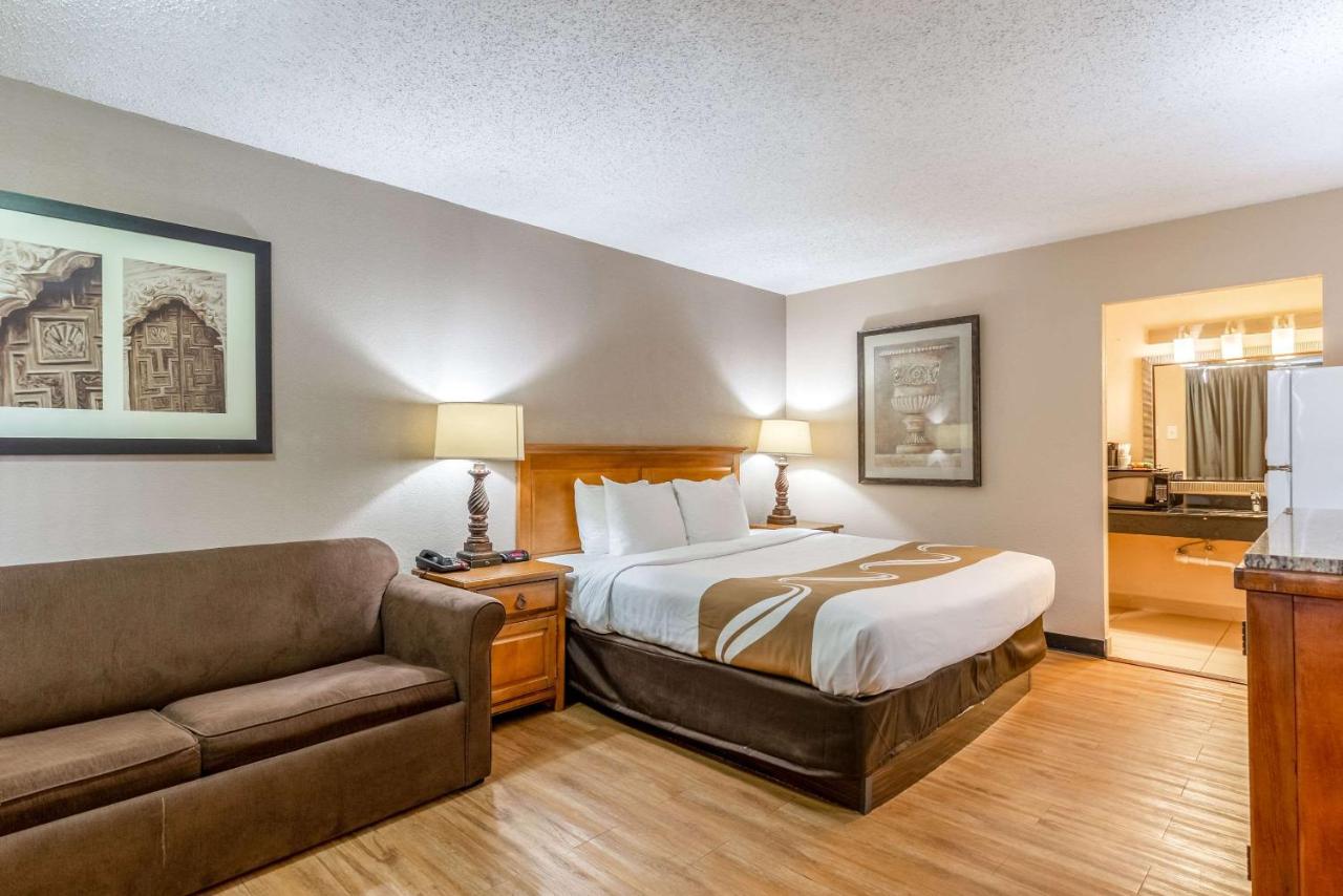 Standard King Room - Non-Smoking at Quality Inn Pasadena - Houston East