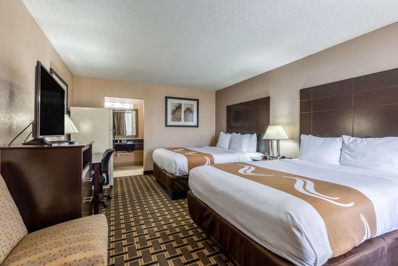 Standard Queen Room with Two Queen Beds - Non-Smoking at Quality Inn Pasadena - Houston East