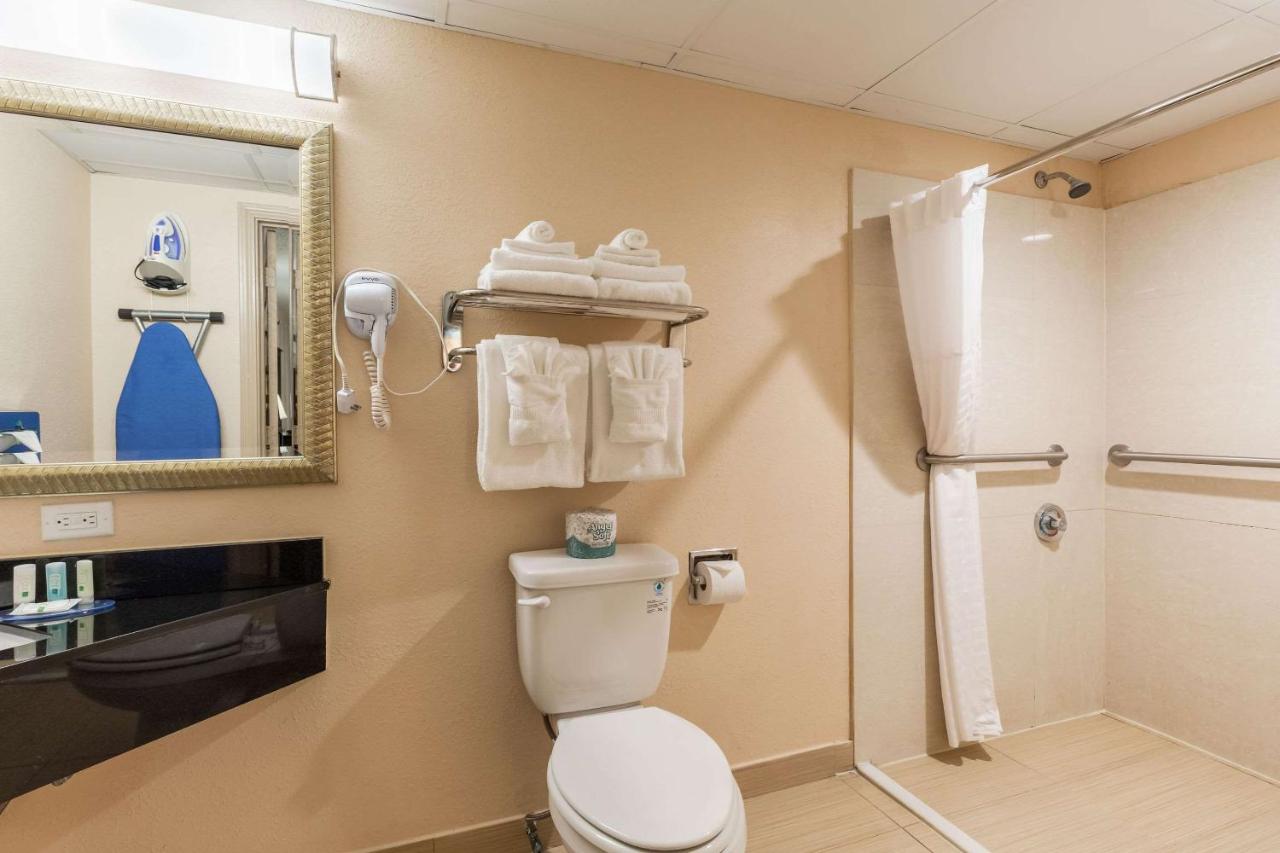 Queen Room with Two Queen Beds - Mobility Accessible/Non-Smoking at Quality Inn Pasadena - Houston East
