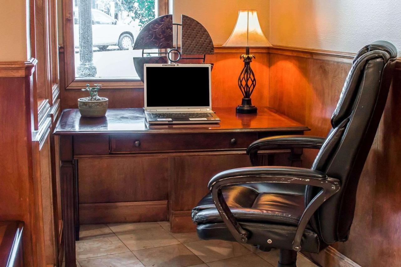 | O'Brien Riverwalk Boutique Hotel