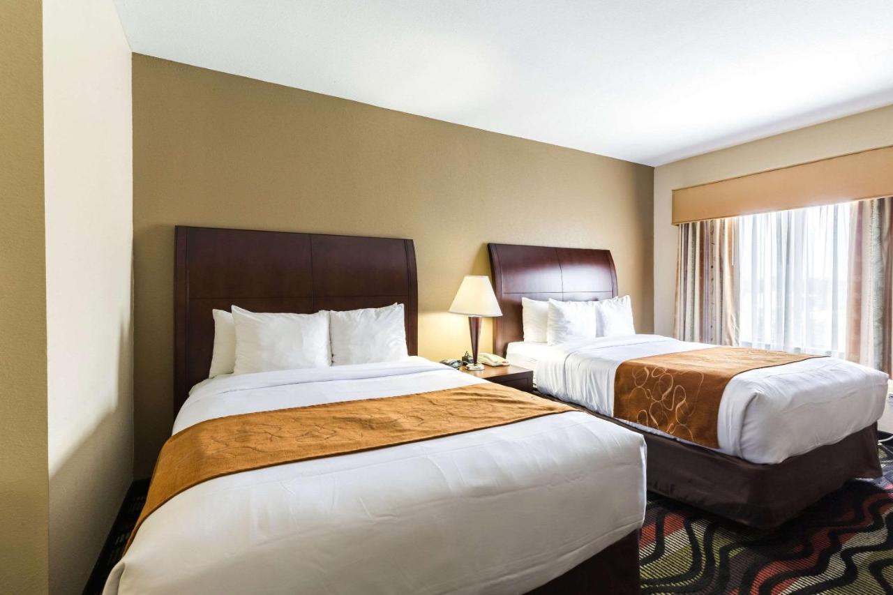 Queen Suite with Two Queen Beds - Non-Smoking at Comfort Suites Beaumont I-10