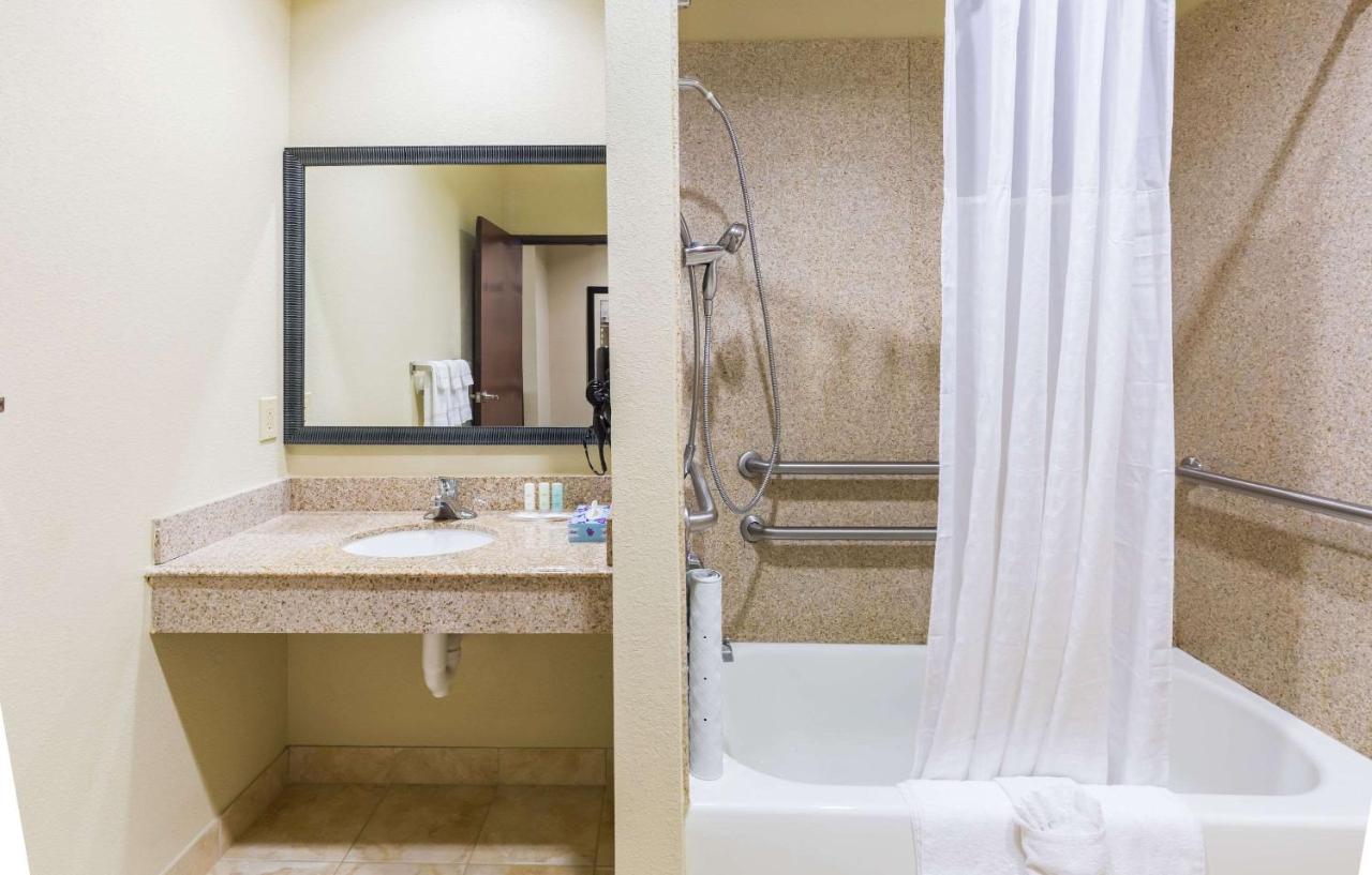 Suite with Two King Beds - Accessible/Non-Smoking at Comfort Suites Beaumont I-10