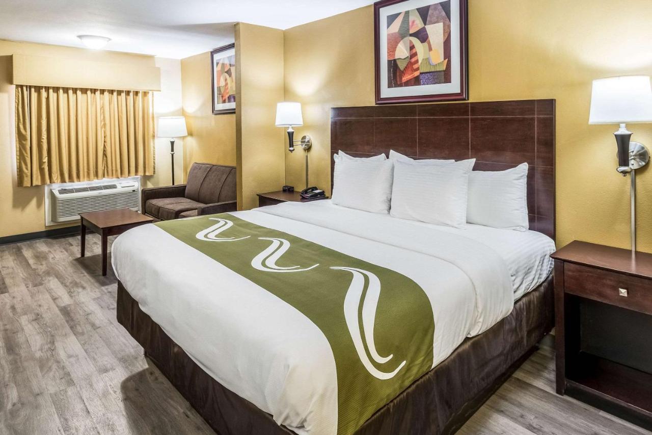 King Suite with Sofa Bed - Non Smoking at Quality Inn Corsicana