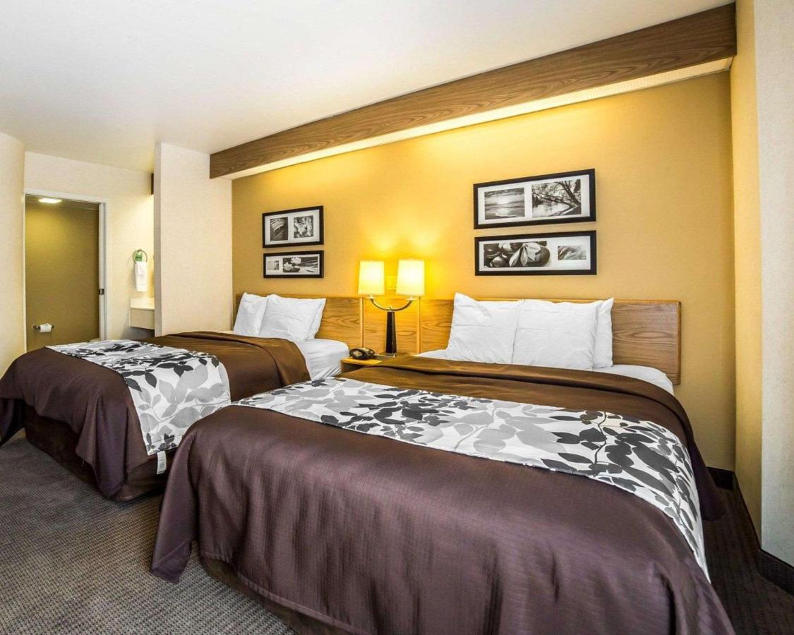 Queen Room with Two Queen Beds - Non-Smoking at Quality Inn Moab Slickrock Area