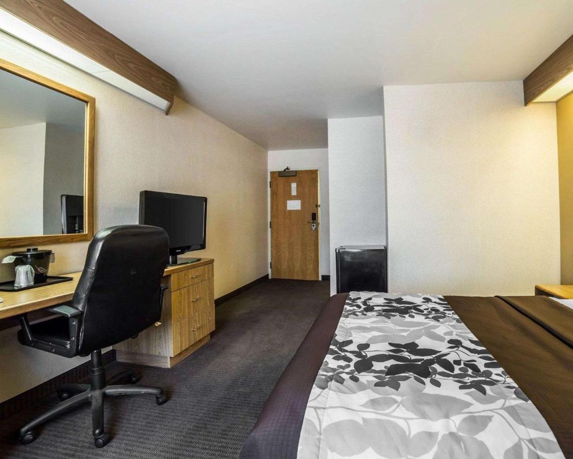 Queen Room - Accessible/Nonsmoking at Quality Inn Moab Slickrock Area