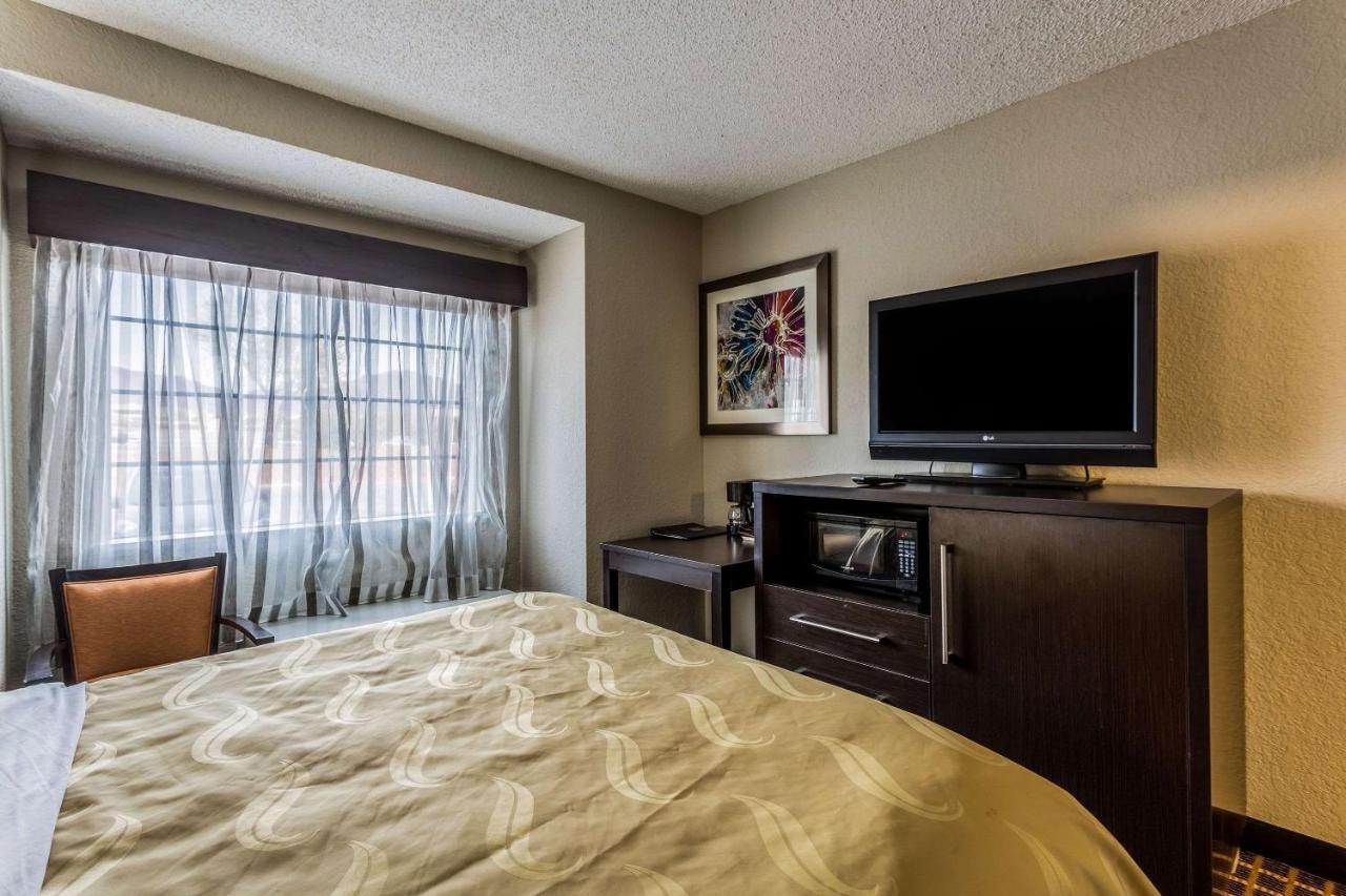 Queen Room - Non-Smoking at Quality Inn & Suites El Paso I-10