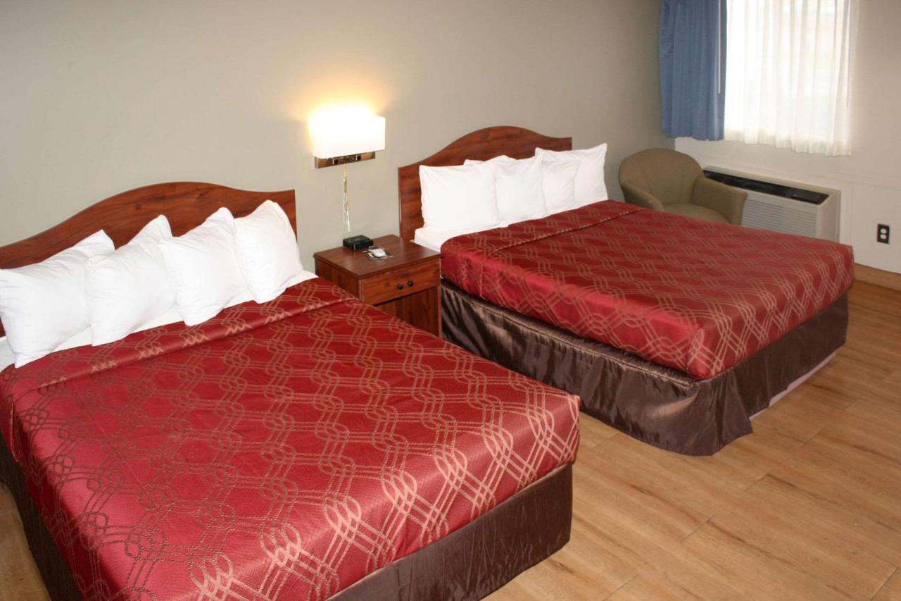 | Econo Lodge Salina Scenic Route 89 & I-70