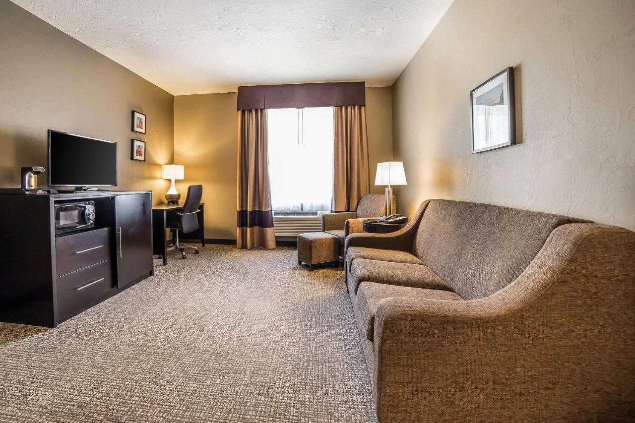 Queen Suite - Non Smoking at Comfort Inn & Suites Vernal - National Monument Area