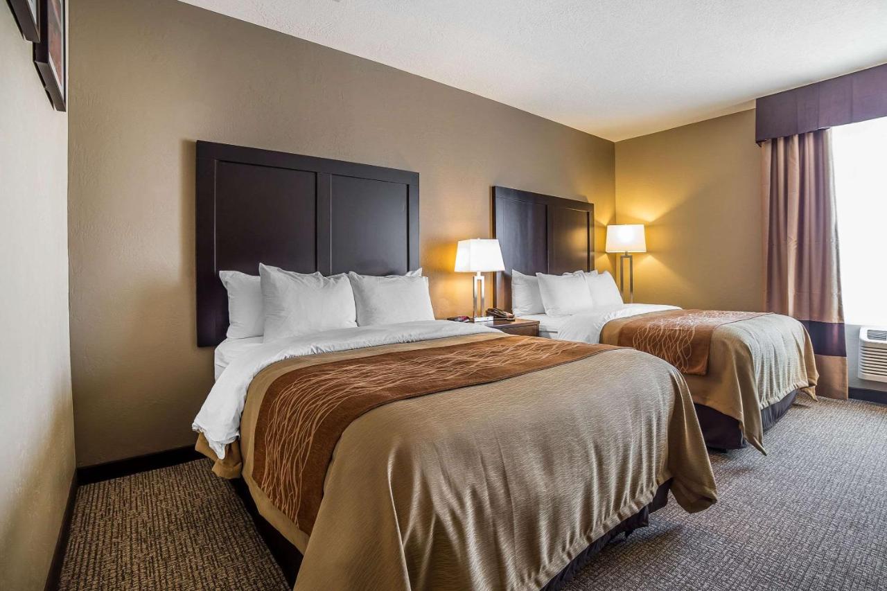 Queen Room with Two Queen Beds - Non-Smoking at Comfort Inn & Suites Vernal - National Monument Area