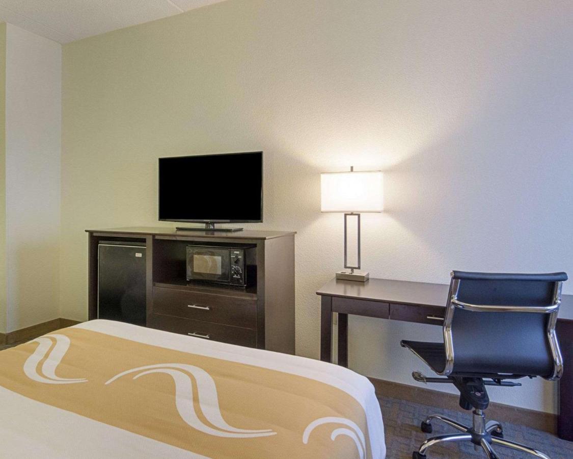 Double Room with Two Double Beds - Non-Smoking at Quality Inn Richmond Airport