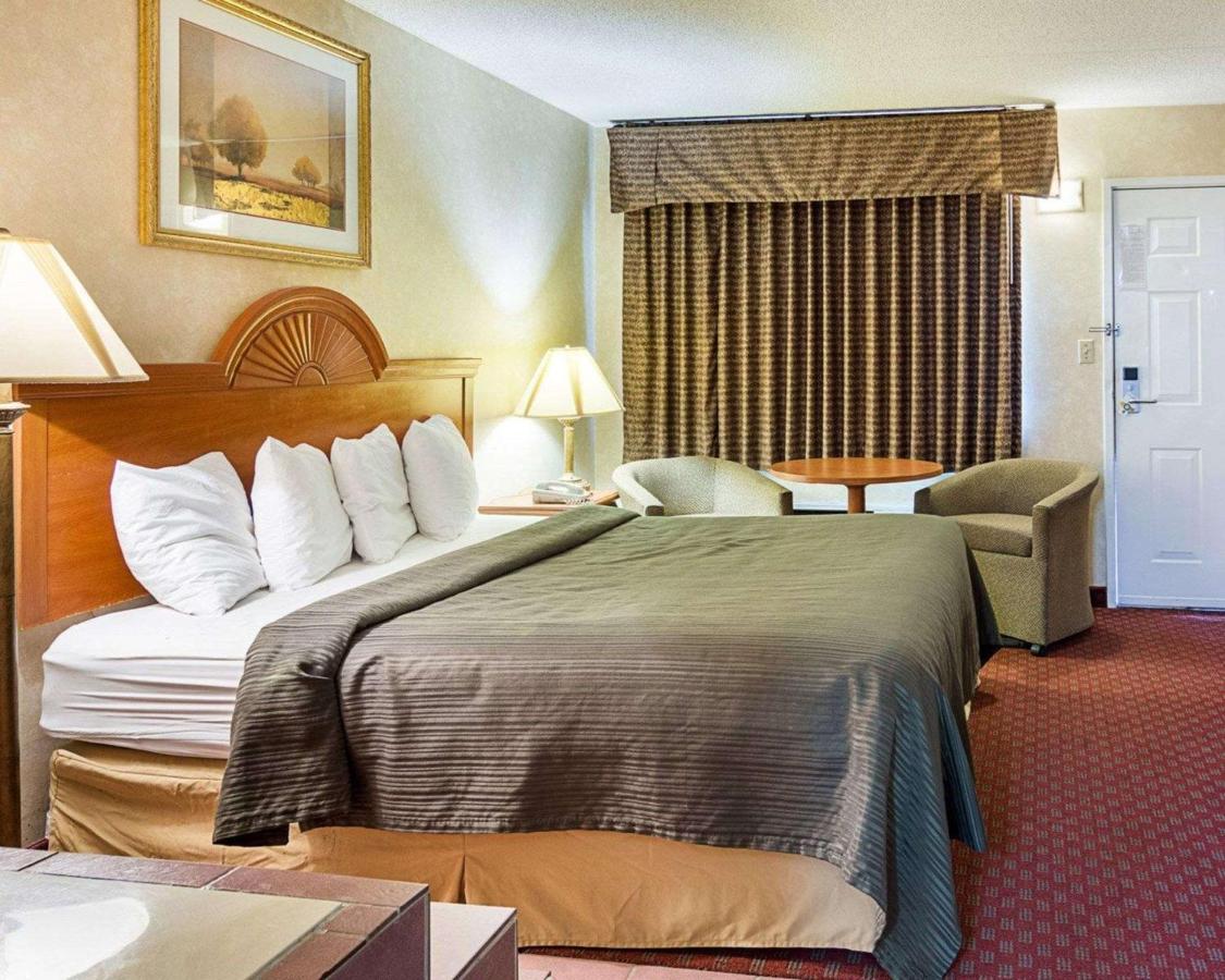 | Quality Inn Petersburg-Fort Lee