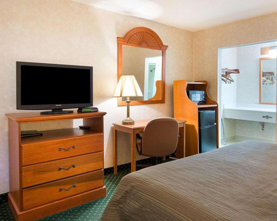  | Quality Inn Petersburg-Fort Lee