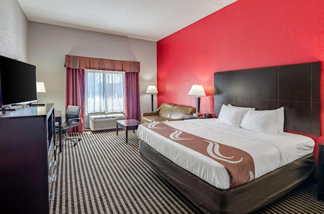 Standard King Room - Non-Smoking at Quality Inn & Suites Abingdon