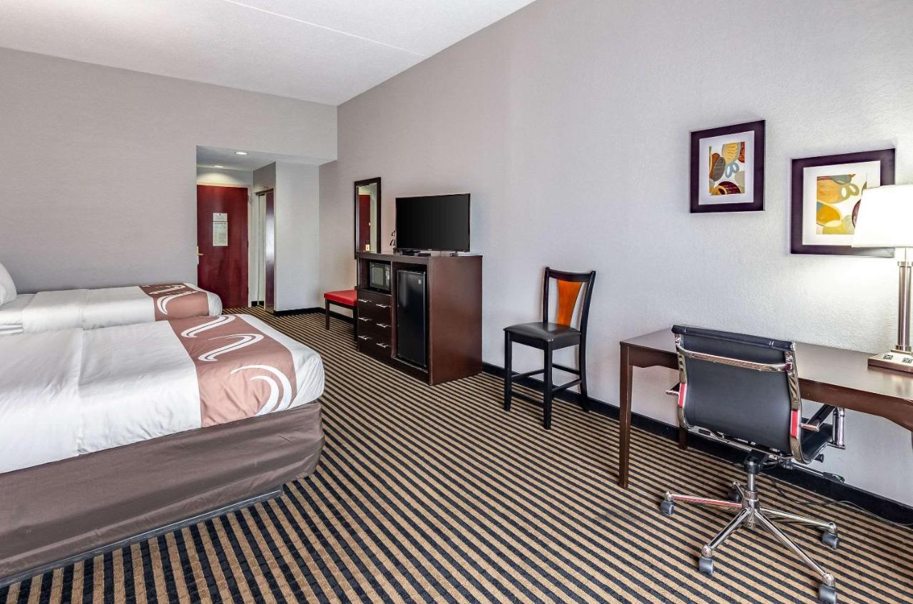 Queen Room with Two Queen Beds - Non-Smoking at Quality Inn & Suites Abingdon