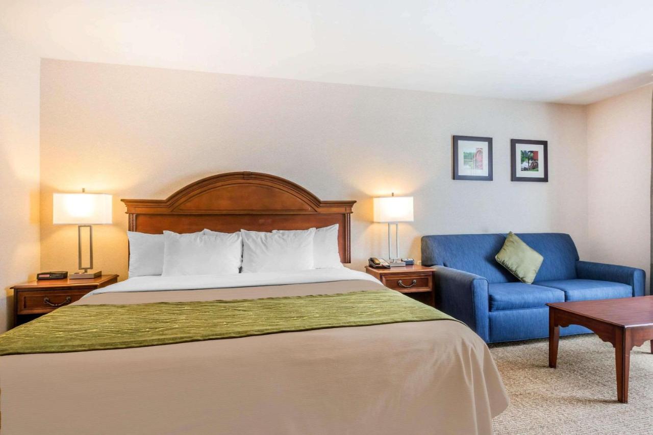 | Comfort Inn & Suites South Burlington