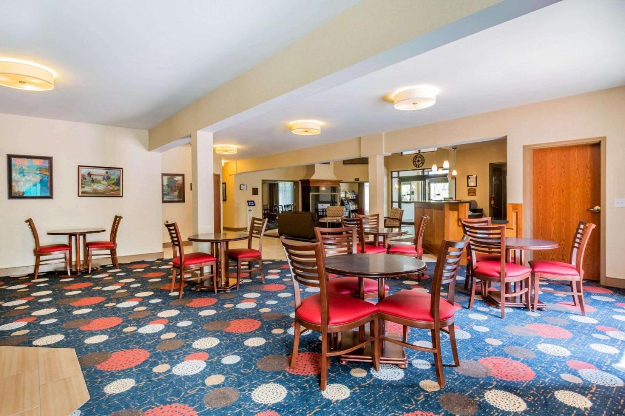 | Comfort Inn & Suites South Burlington