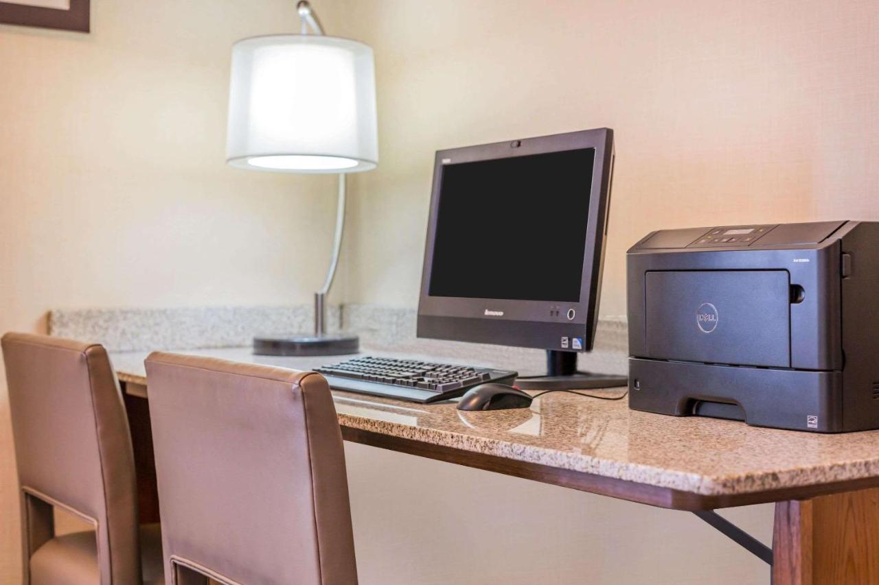 | Comfort Inn & Suites South Burlington